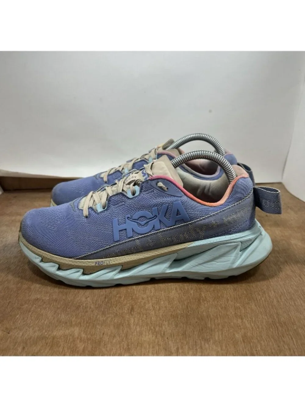 Hoka One One please review